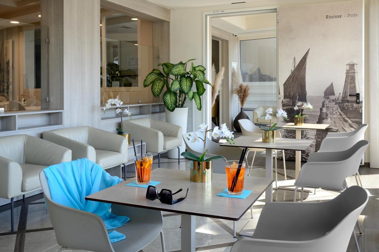 Hotel Marilena Ричоне Екстериор снимка