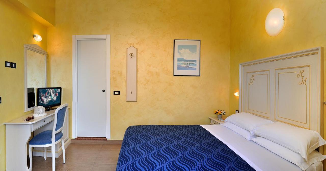 Hotel Marilena Ричоне Екстериор снимка